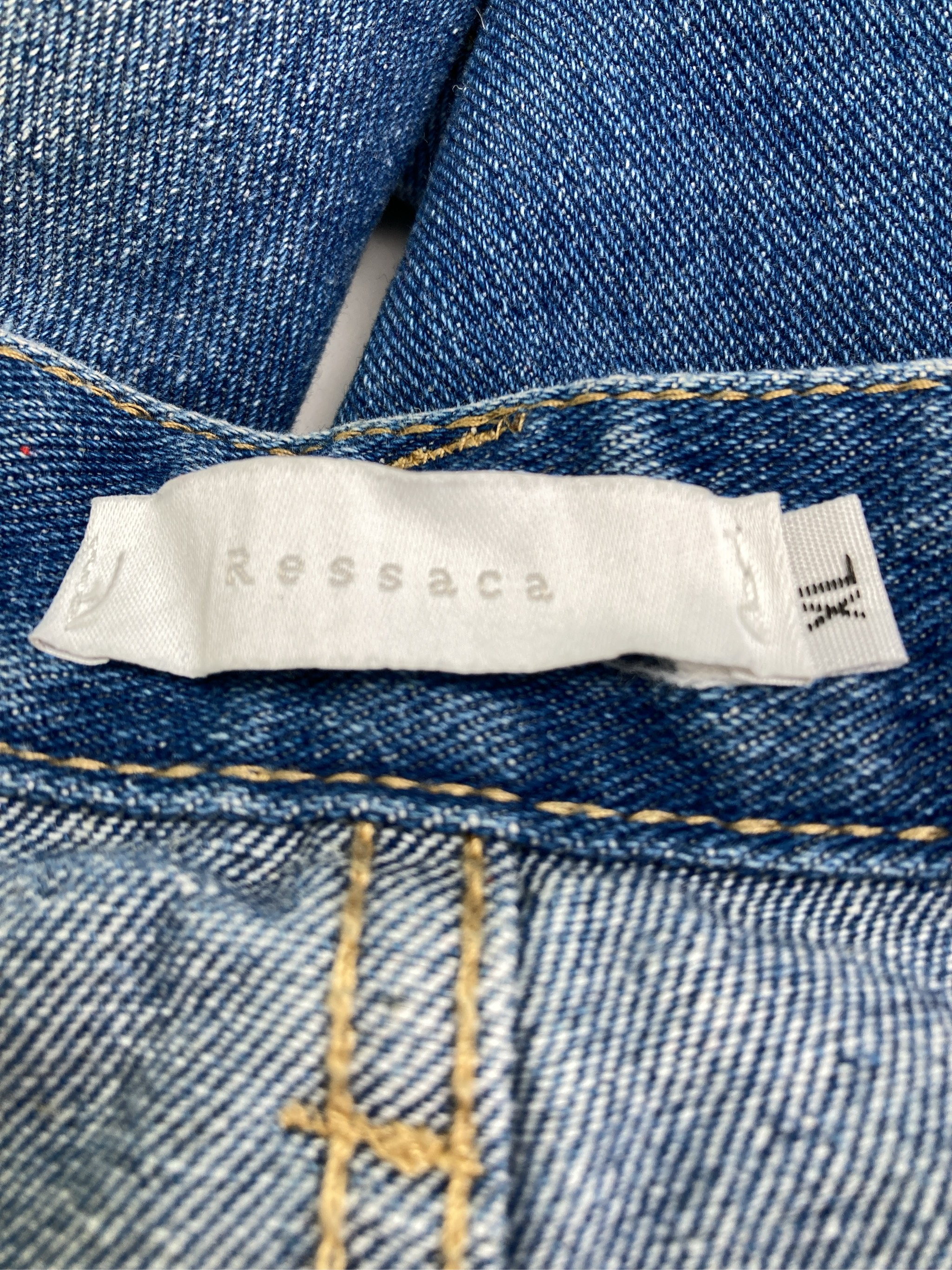 https://digdig-r2-worker.funee.workers.dev/product/04655dc3-1c4e-48f7-bd00-017c5be8d4c3/548d499e-bb71-413a-a9de-355847cf98b9