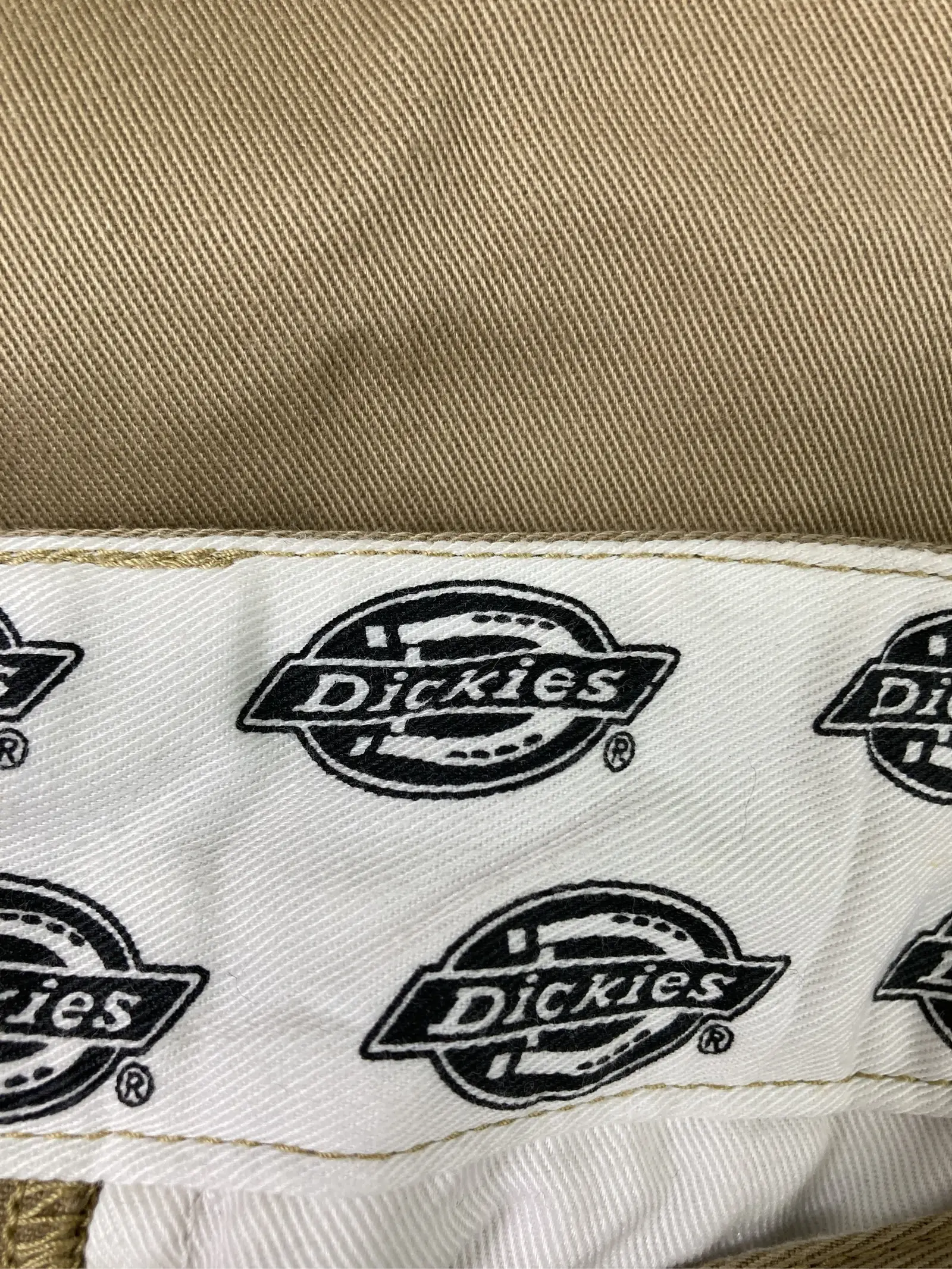 https://digdig-r2-worker.funee.workers.dev/product/07244741-3b84-409b-8d80-4b41939b054b/4b1cab95-70d3-47bd-af90-72ddd9364674