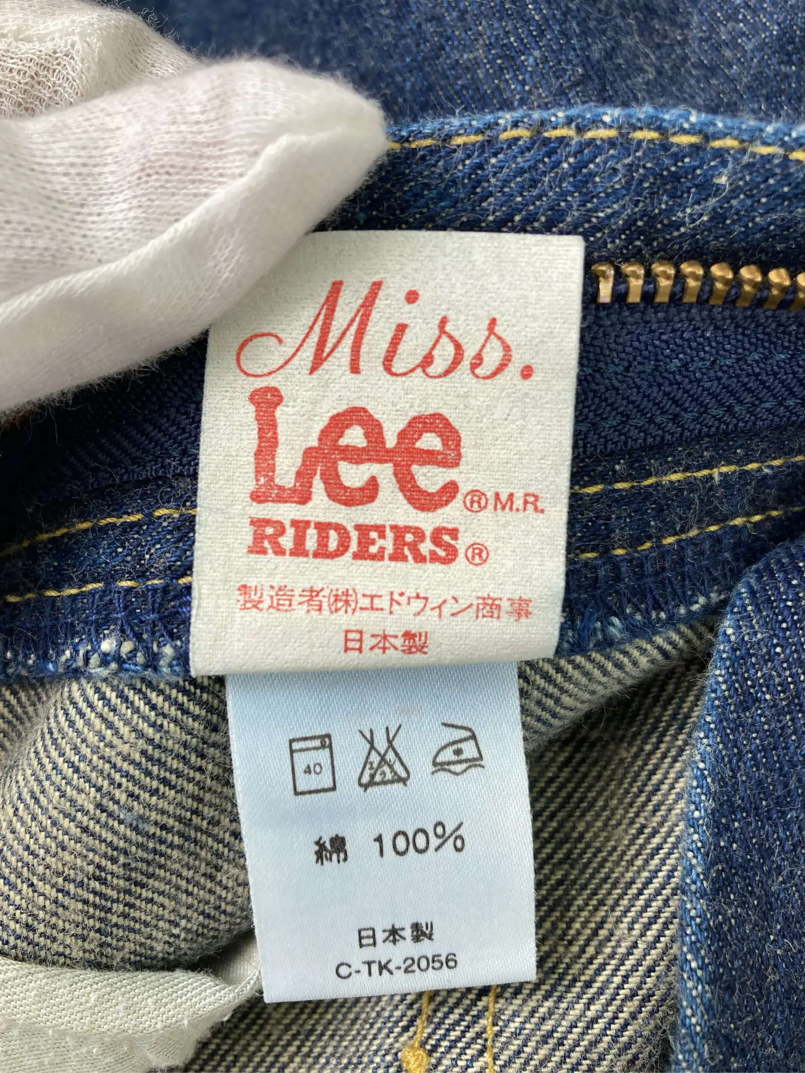 https://digdig-r2-worker.funee.workers.dev/product/081d70ee-d8a3-4ef5-bf3e-d9c0eae1445f/5cb271f7-466d-489b-a80a-9cbfdc0a89b5