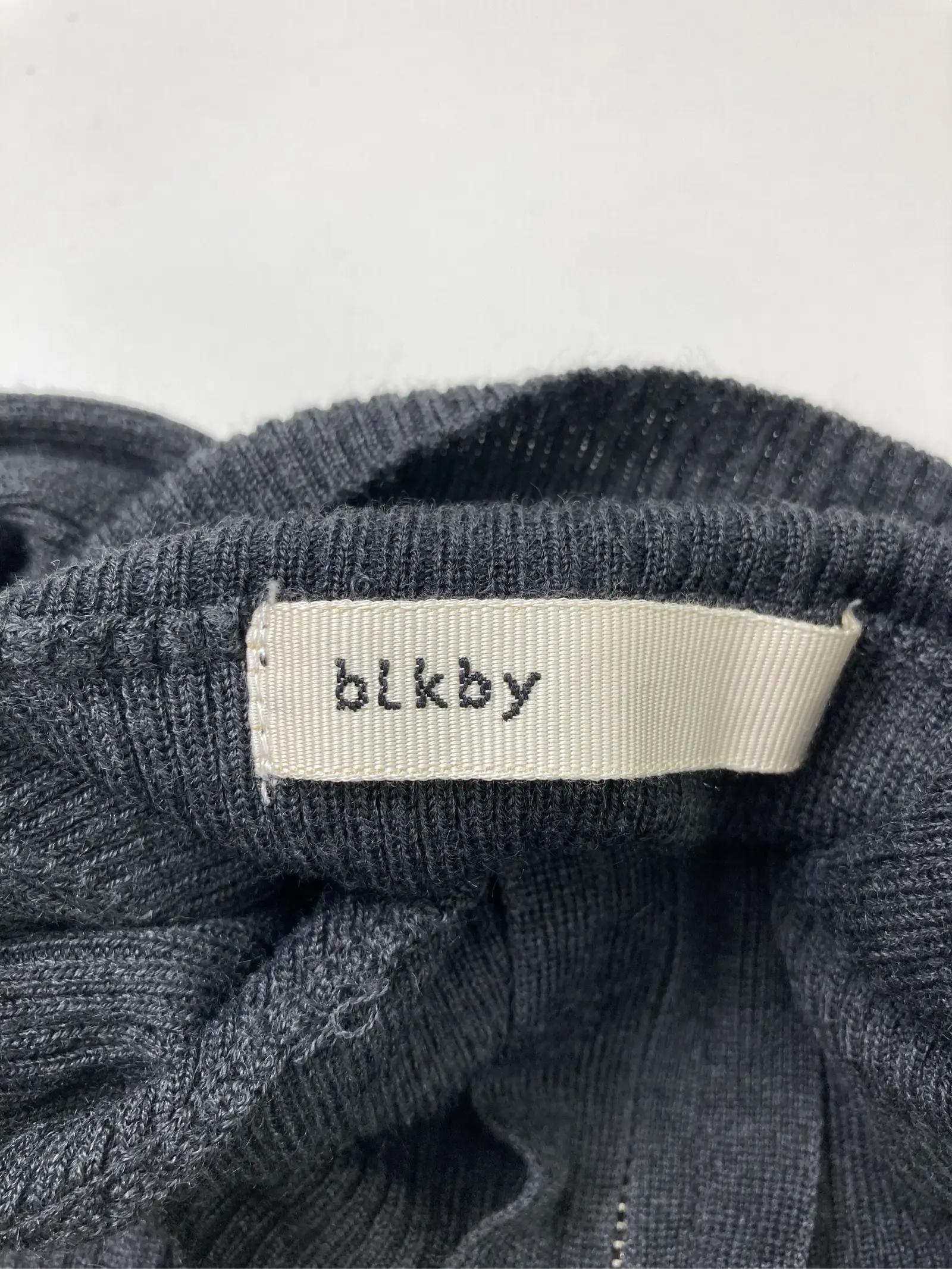 https://digdig-r2-worker.funee.workers.dev/product/099a9da2-7c0b-4bdf-abee-c89966cf8578/b61ffcd8-3464-4807-961c-2b262147aada