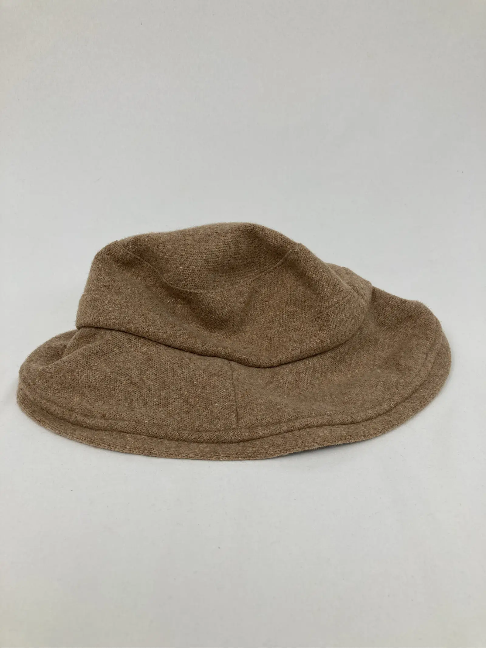 https://digdig-r2-worker.funee.workers.dev/product/180e72fe-74c3-4b1c-80d7-27ab389c5374/ca77613b-b299-4286-8845-8cba0633c143