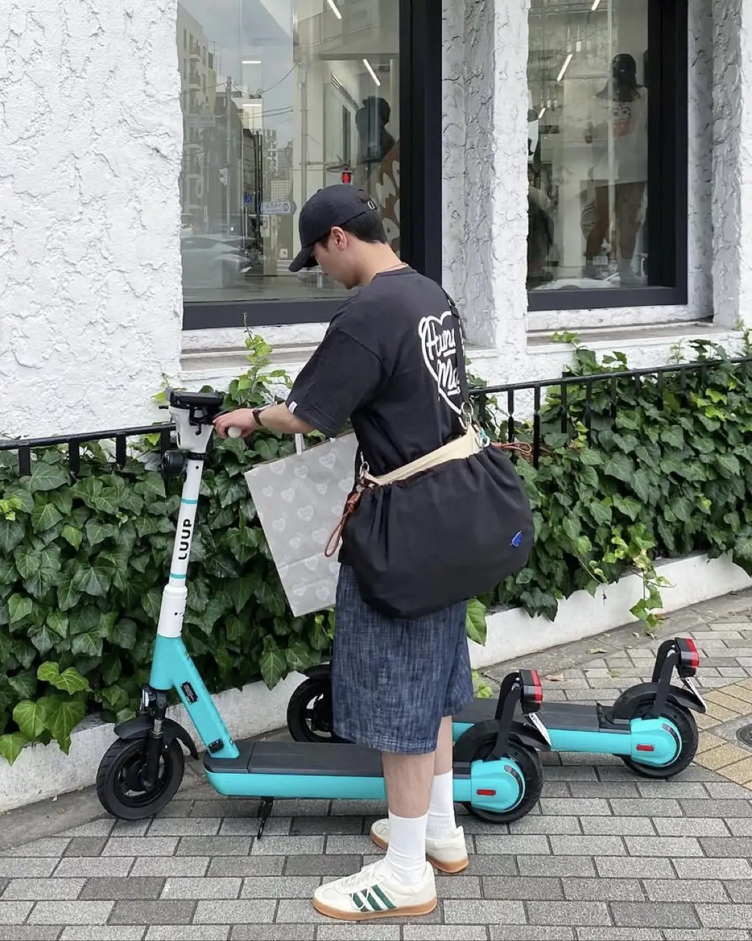 https://digdig-r2-worker.funee.workers.dev/product/237b796d-af70-49ec-a662-4d52b97e7dba/bb094966-aade-4afd-8b9a-5097a04144b6