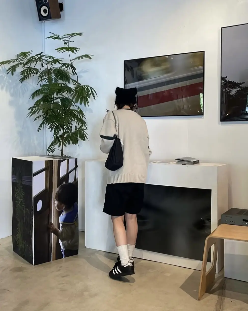 https://digdig-r2-worker.funee.workers.dev/product/4c16d981-ee13-4fb7-9ef3-04e76c172a79/cbed5b43-b6c3-4663-bf00-711bf240fb6a