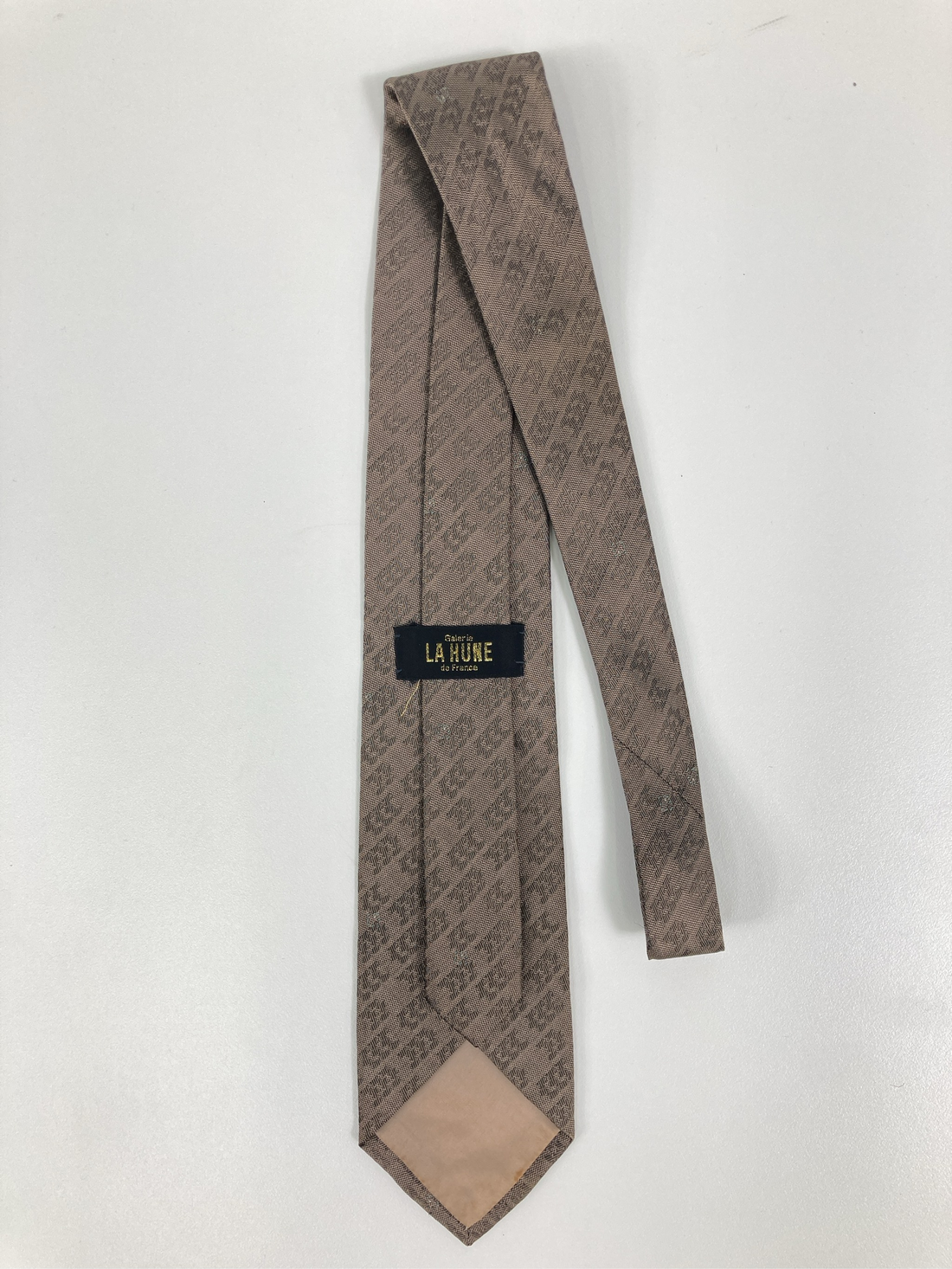 https://digdig-r2-worker.funee.workers.dev/product/5019befe-64c0-4d39-90b7-5fb192c82b5b/26352df9-70c9-4b72-b03e-4ed6fbd926e0