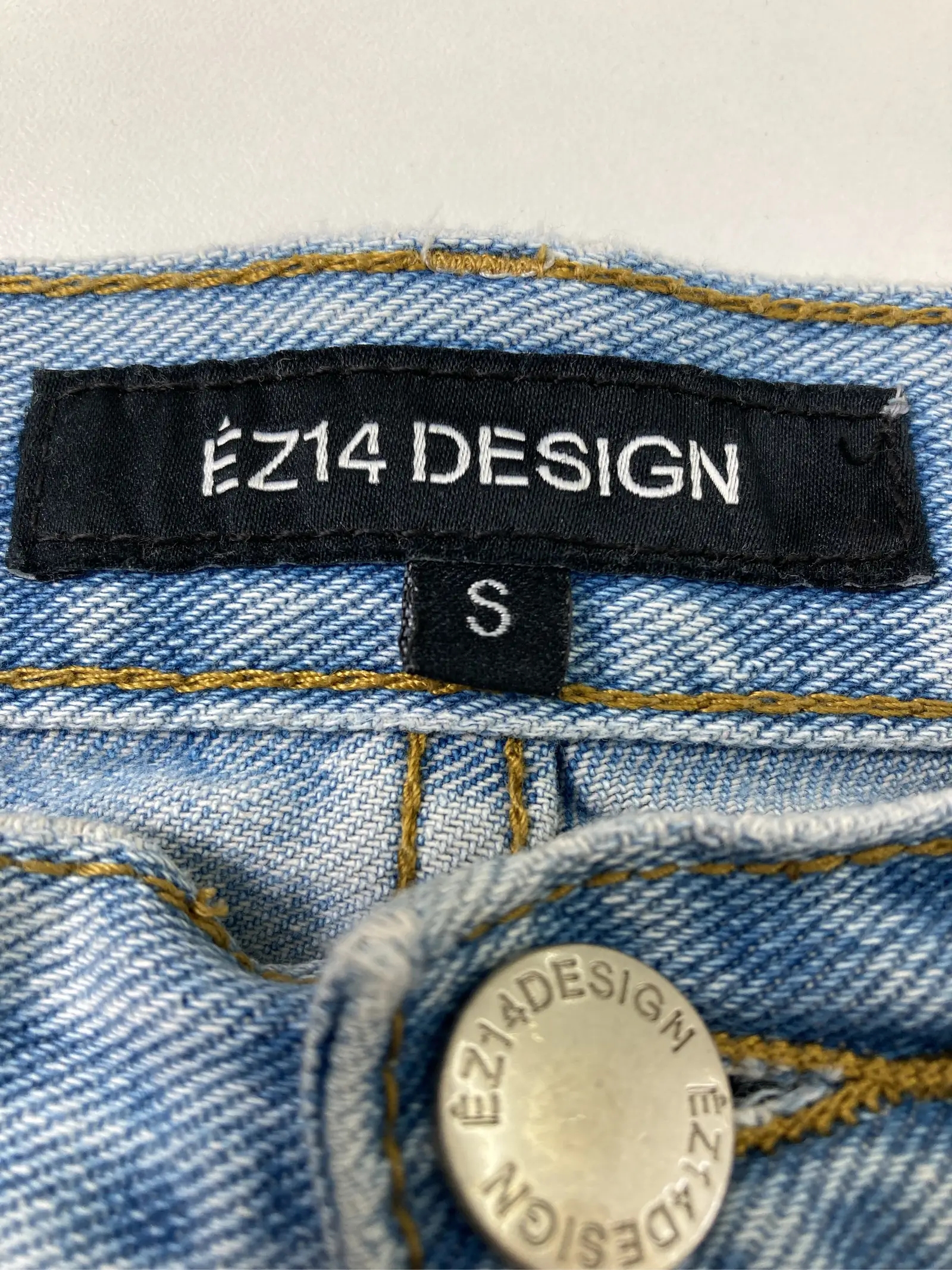 https://digdig-r2-worker.funee.workers.dev/product/54c084f5-f95a-4b28-a7af-7d6c5de5a623/68f44e91-f22c-4946-98bb-4997dd83e0f0