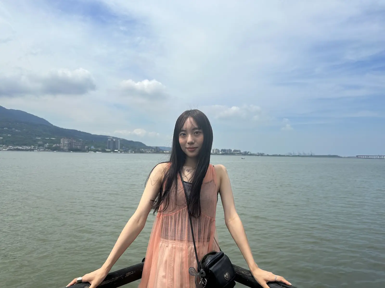 https://digdig-r2-worker.funee.workers.dev/product/55d9d8d3-99c3-43ac-b60a-bdc58d76238e/b1a5f3cb-5ec6-43c0-be8b-5745e1a54e1e