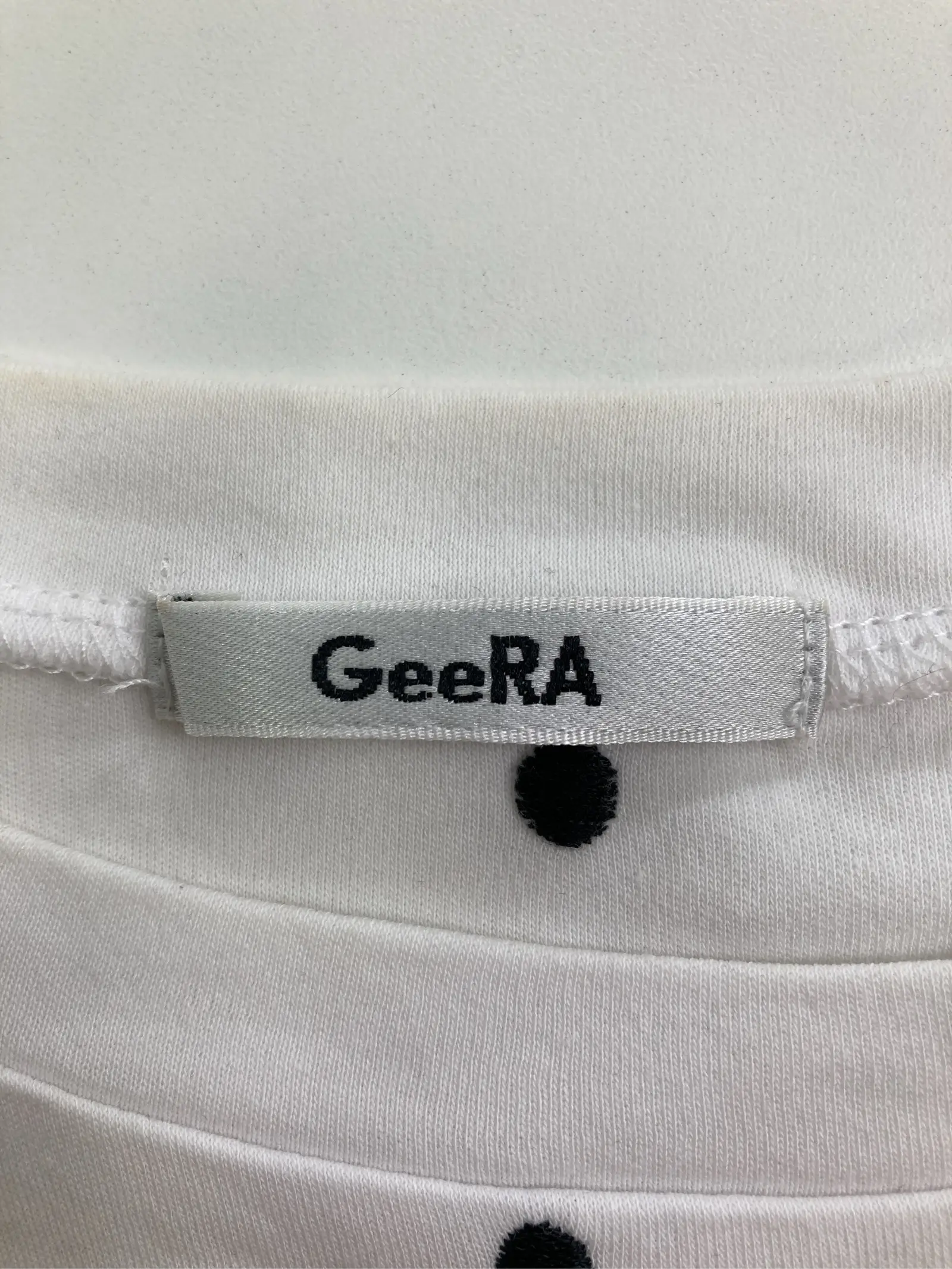 https://digdig-r2-worker.funee.workers.dev/product/568dbac6-ea99-4649-be70-fc34a87afb95/56ca84cd-a733-4cce-8bc2-c2a55e32edb1