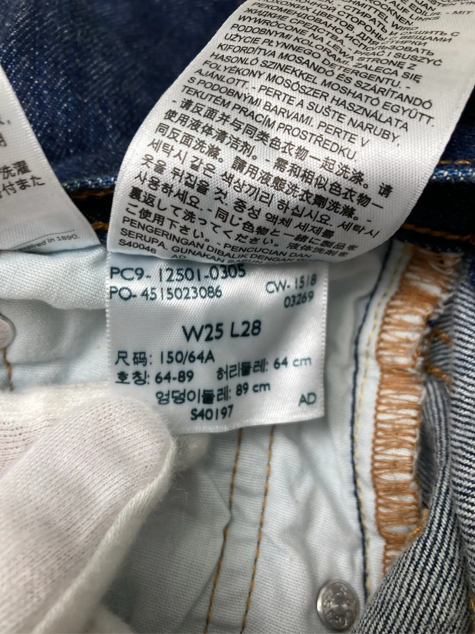 https://digdig-r2-worker.funee.workers.dev/product/62c0e308-626f-4037-a756-f8f87bab14b0/de71dcfa-11f6-48d7-912a-868887f8f3a9