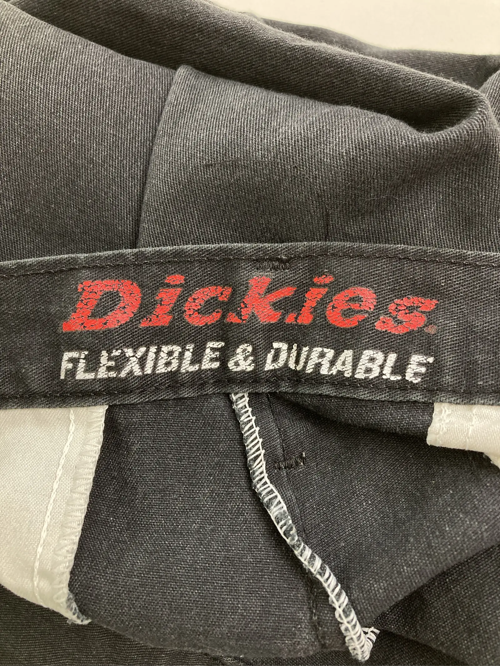 https://digdig-r2-worker.funee.workers.dev/product/64ab6b89-f74f-4dba-a29e-96341c48bc89/6bcad691-dd77-4107-88ef-34c585c6ac48