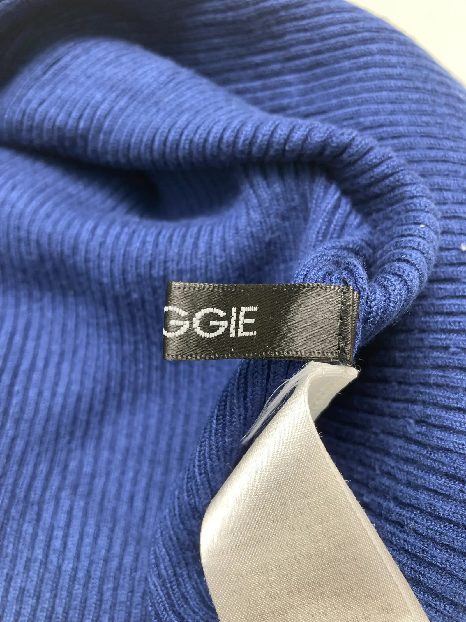 https://digdig-r2-worker.funee.workers.dev/product/666b0277-089f-4d12-94ea-b3987b166b5e/e77014bf-a4c9-42c2-b123-d44cd87046f4