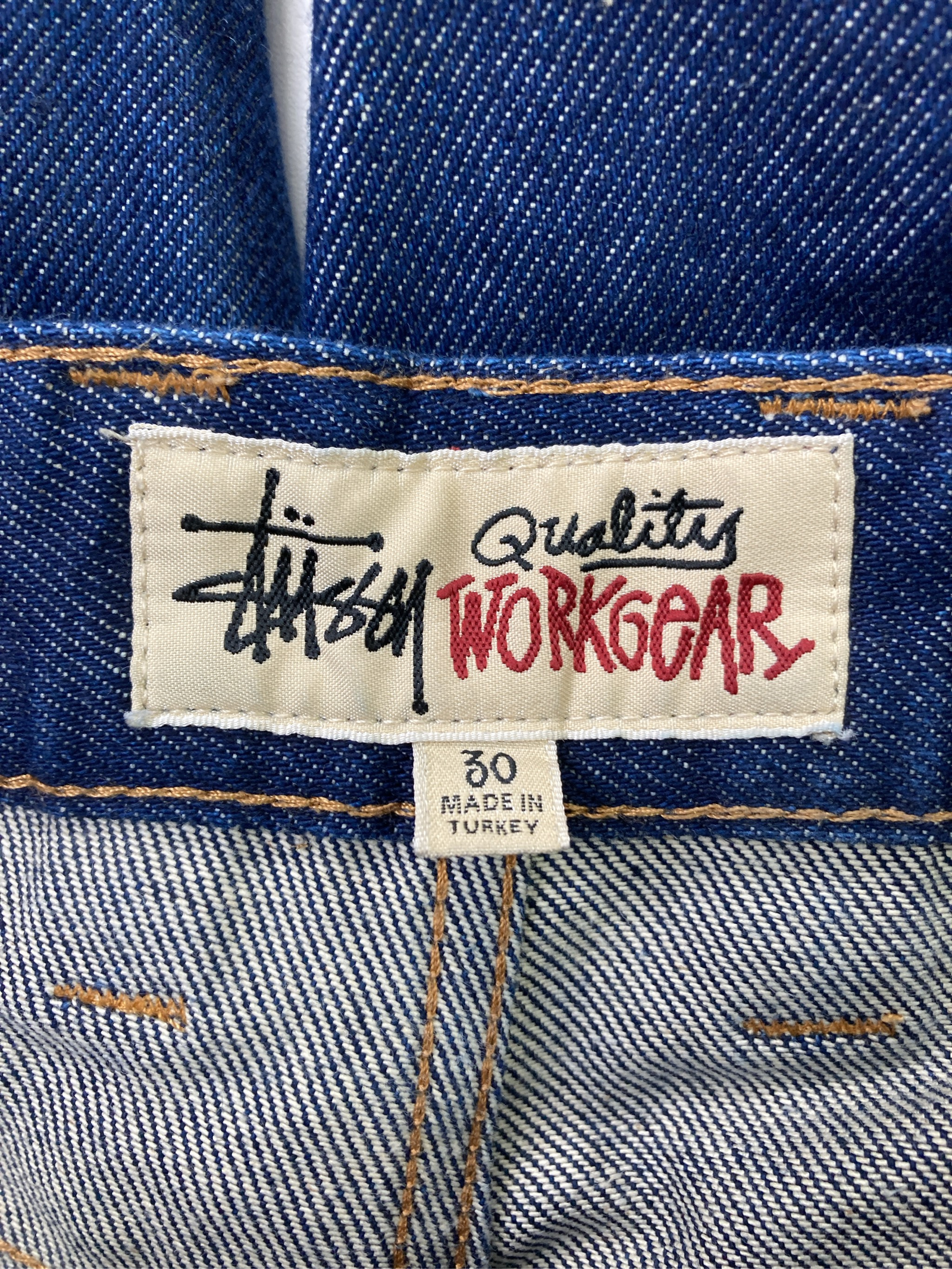https://digdig-r2-worker.funee.workers.dev/product/69ec5a86-5c91-41b4-9fa8-45ec3d3505b4/20b1141f-aaf5-4a7a-bf00-8ab0b69c82ae