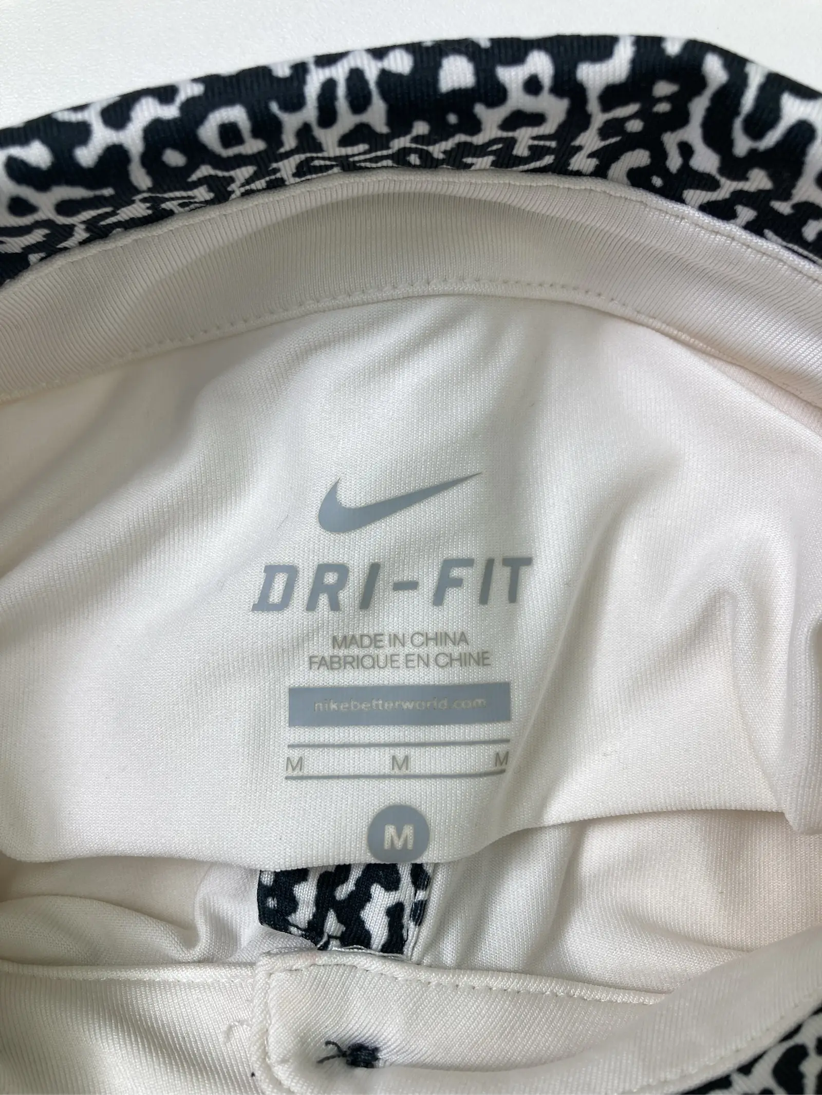 https://digdig-r2-worker.funee.workers.dev/product/7e55ed60-4925-46e1-a0c2-114b50c1443c/568d0dcd-8eb9-461e-af47-4ecc00993f91