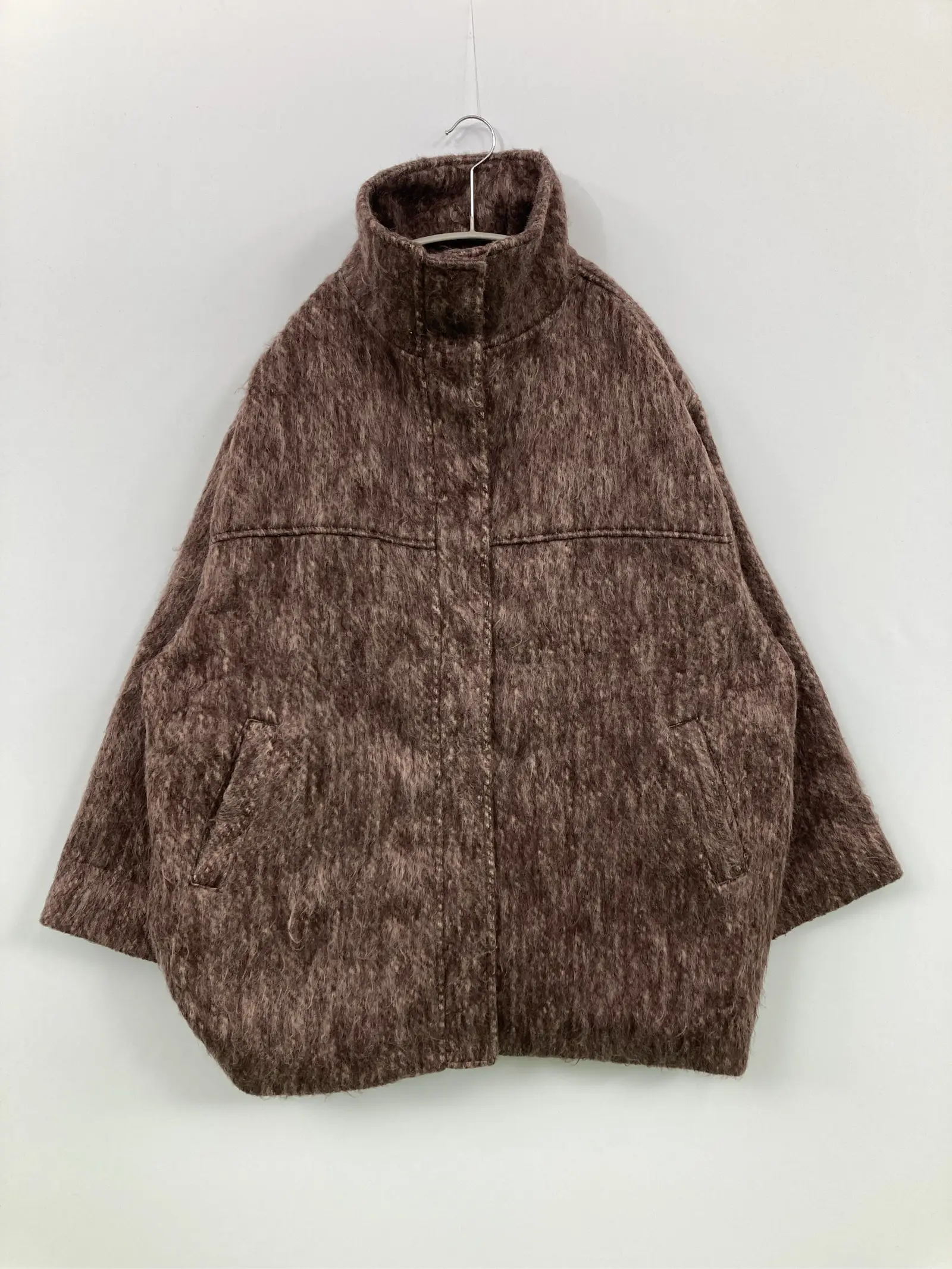 https://digdig-r2-worker.funee.workers.dev/product/87557b9f-e05c-437c-b3c8-3fb1fbc4a921/8ab4c5c4-68e6-4364-a7b8-87b2ea3685a9