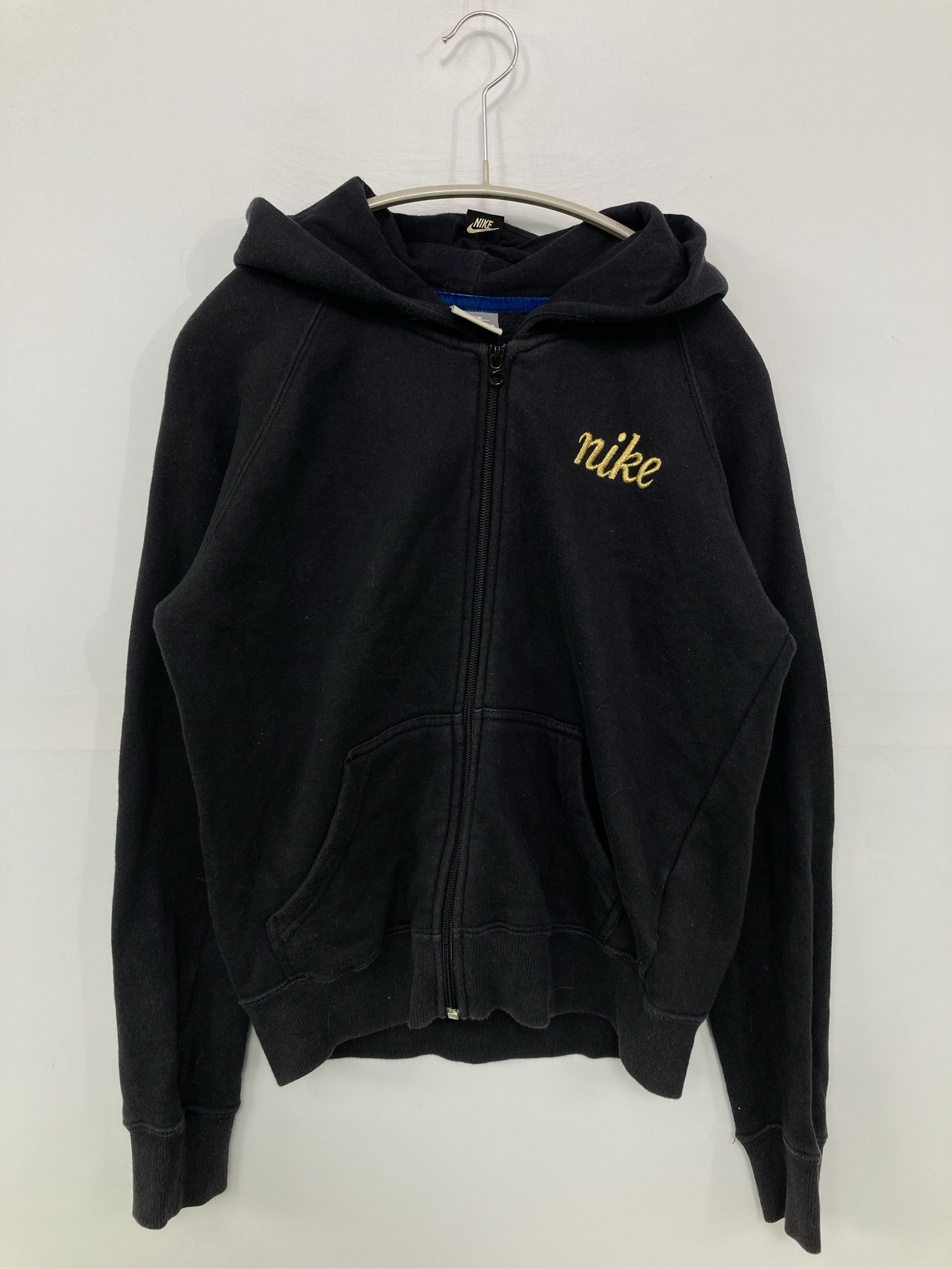 https://digdig-r2-worker.funee.workers.dev/product/944c100f-0e9f-4084-b9d2-1d8e6dfaa1c2/5a167cee-77d8-4d22-bca0-244876362bae