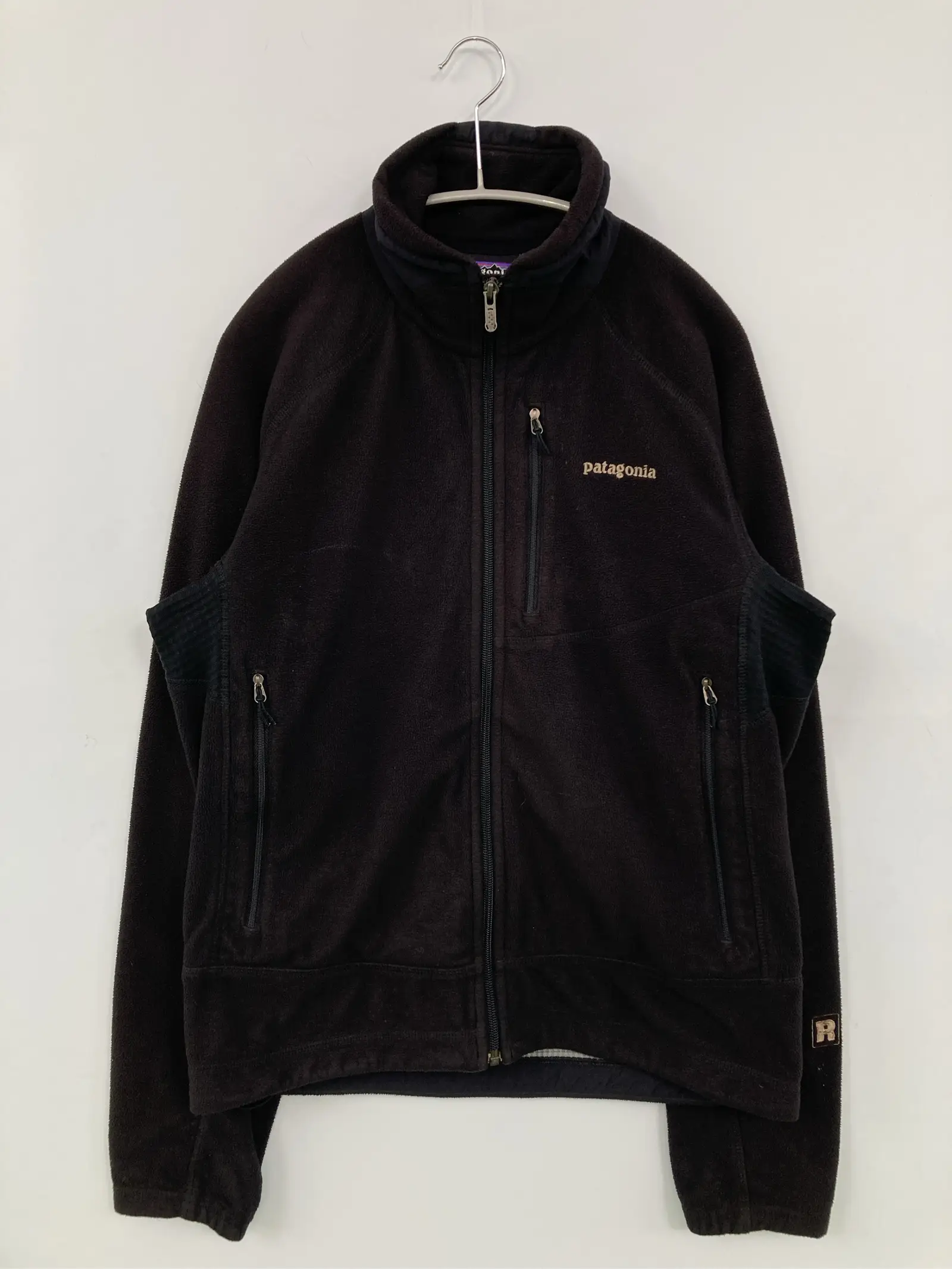 https://digdig-r2-worker.funee.workers.dev/product/b0a0f4f8-5f73-4d04-a5db-6e50327baac7/8ab24669-07d4-45c3-991f-df307171e7b5