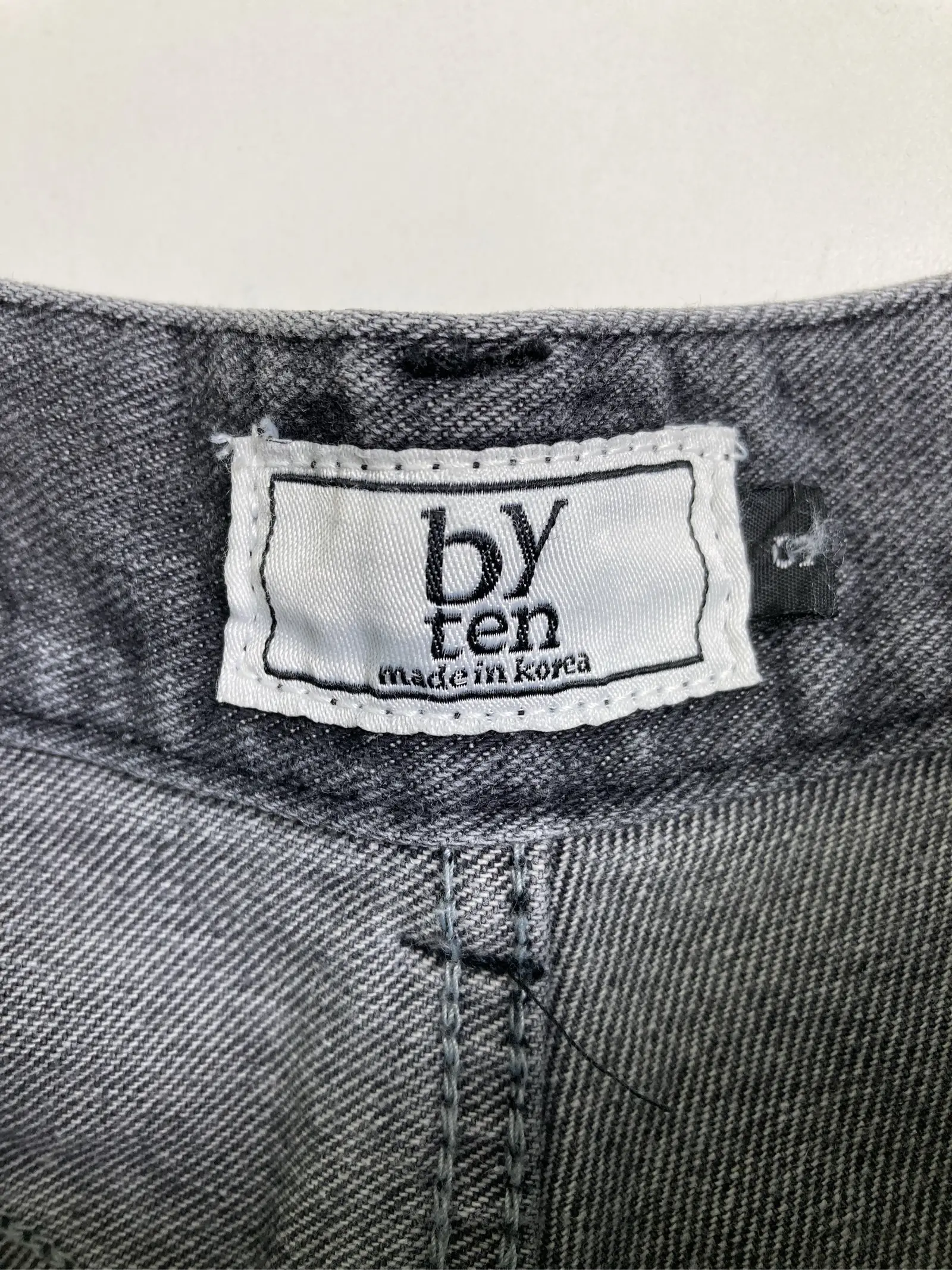https://digdig-r2-worker.funee.workers.dev/product/bc262143-fd7e-4ace-b351-d643e5e0c742/39a77aec-3db7-444c-b39e-cab5cf2df6df