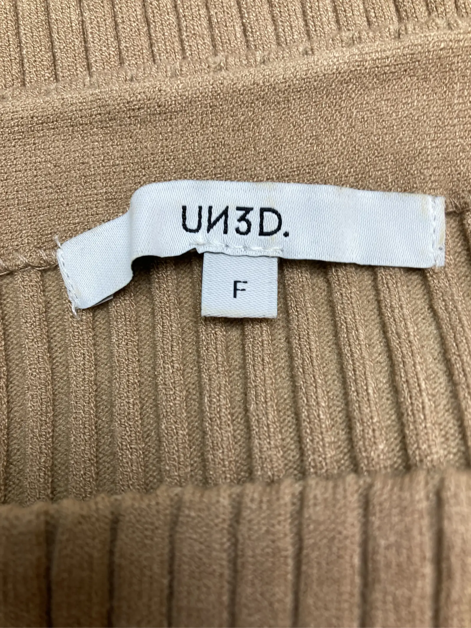 https://digdig-r2-worker.funee.workers.dev/product/c3b11313-99dc-4e9d-af3d-286180da1ef2/2abc6fd1-6917-4612-958c-5a04a45a4743