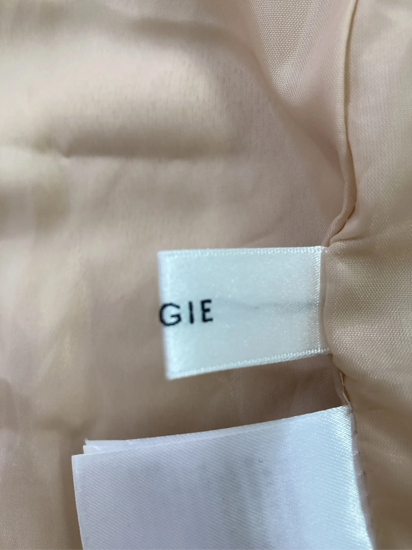 https://digdig-r2-worker.funee.workers.dev/product/c5178025-6e34-4801-b12e-460c4d31914f/1cf2c761-509a-426a-a771-032db7ca40b9