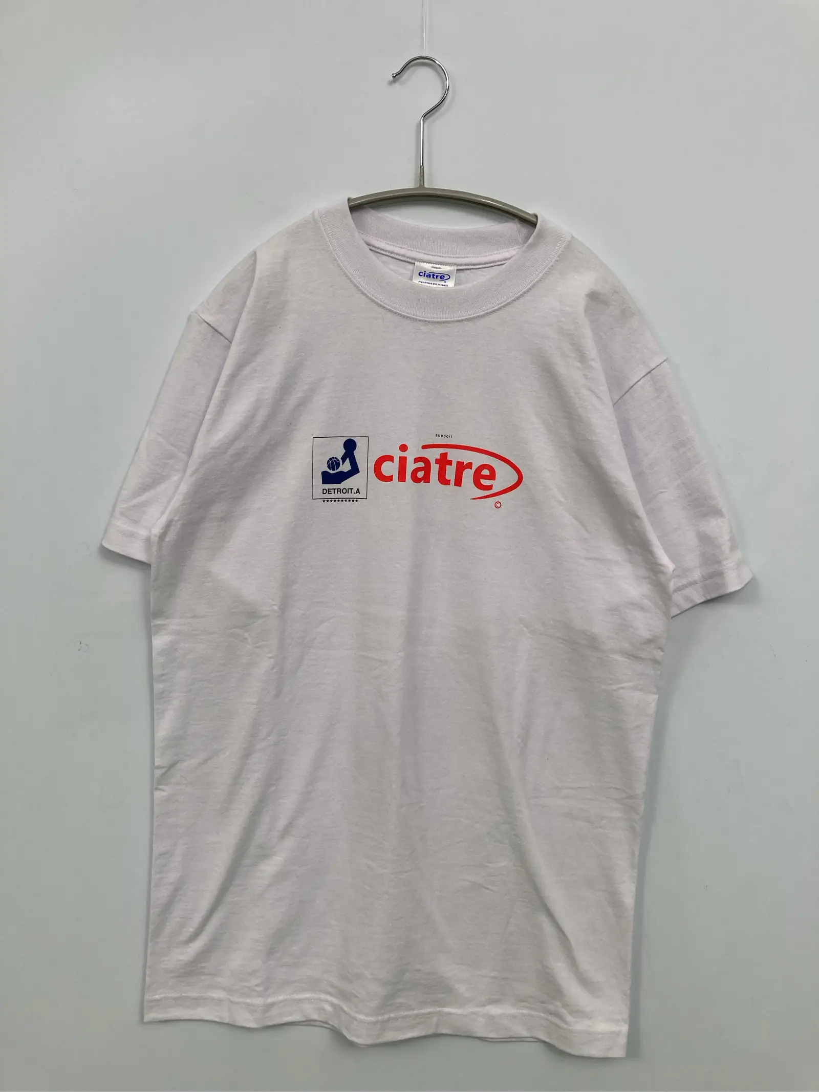 https://digdig-r2-worker.funee.workers.dev/product/cef3bd8f-b1d7-4d7f-9e09-ab3944907265/4b39f279-e123-4cd7-95e8-faf3b7855cc8