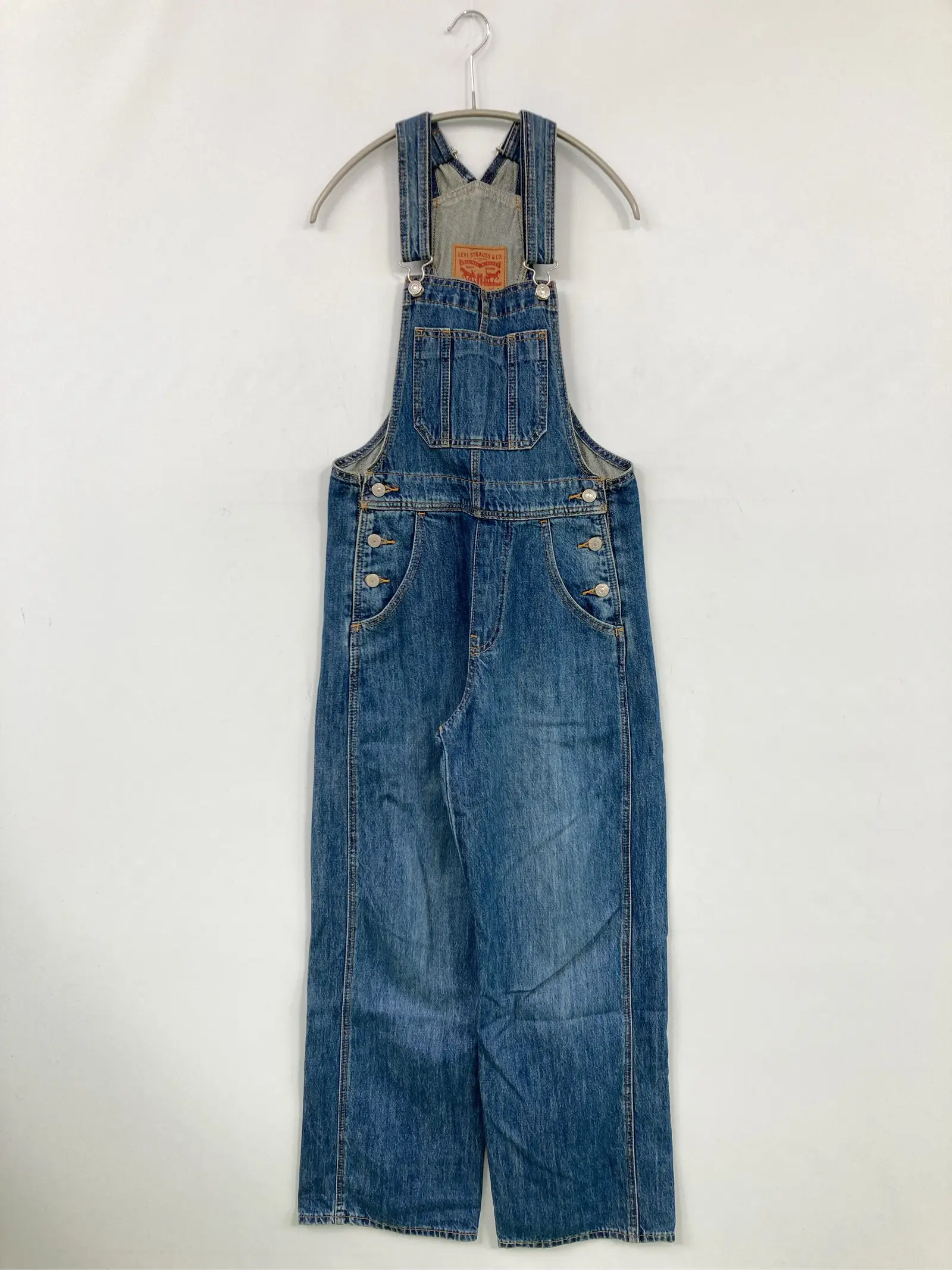 https://digdig-r2-worker.funee.workers.dev/product/daa80931-750a-4852-8ba2-0ec4219c7363/54ae2878-7030-408c-9811-27f19590a9a6