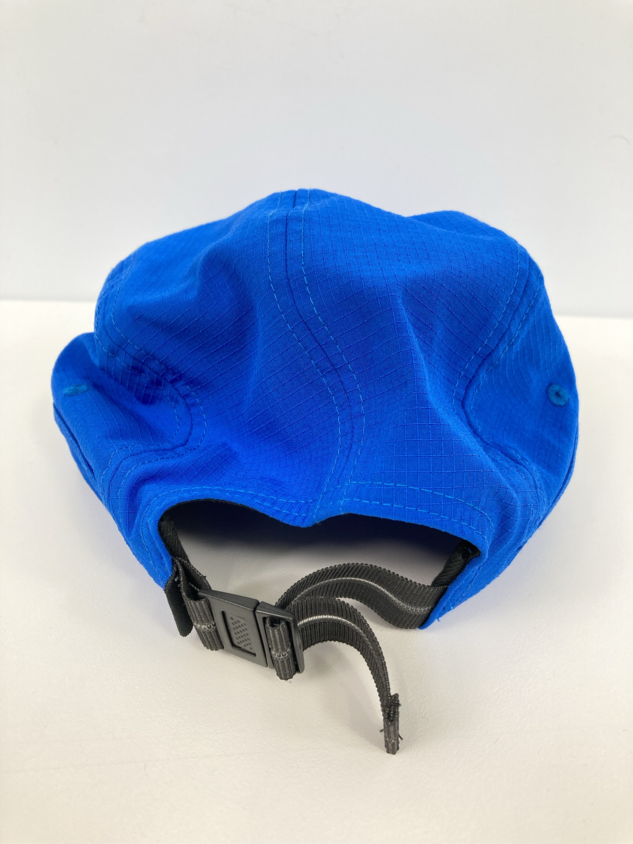 https://digdig-r2-worker.funee.workers.dev/product/e3d33fe8-3c54-413a-9ae8-6f6c61613ee9/ab6f8db3-4e8c-4924-922c-c1f52beb4c45