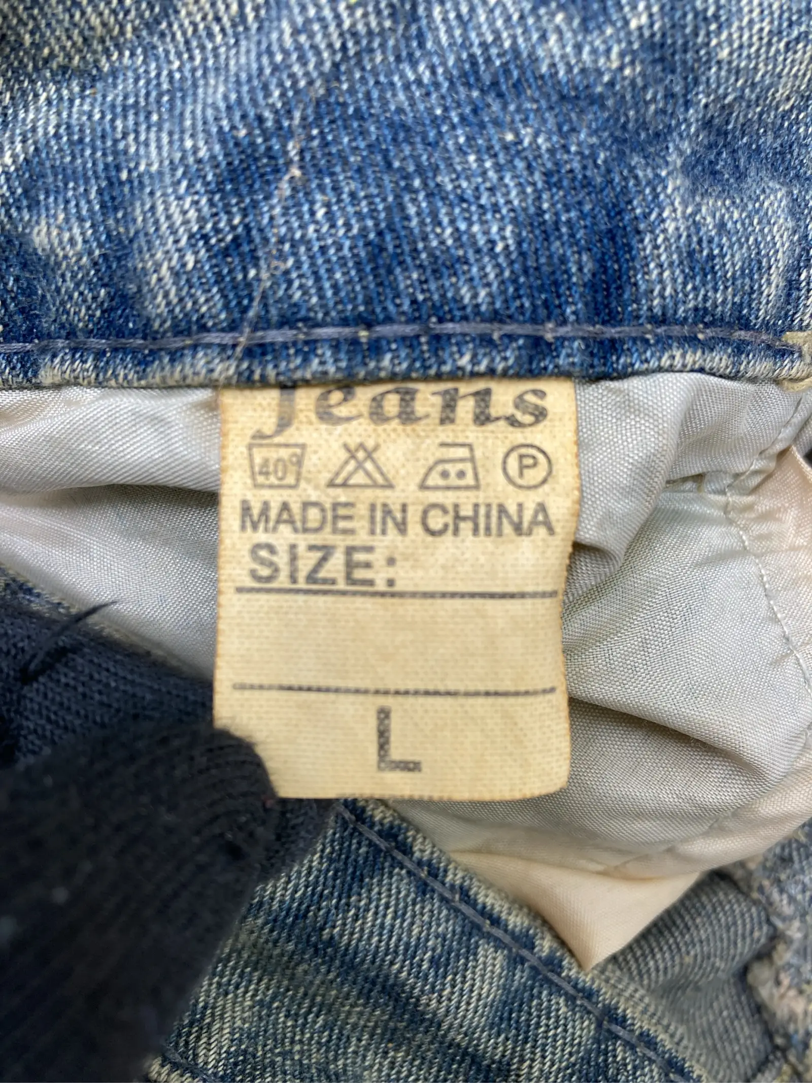 https://digdig-r2-worker.funee.workers.dev/product/eaab29f1-a590-4f79-953f-303e9a432aef/2ad54bc6-4402-4d36-ac05-12eefecb8330