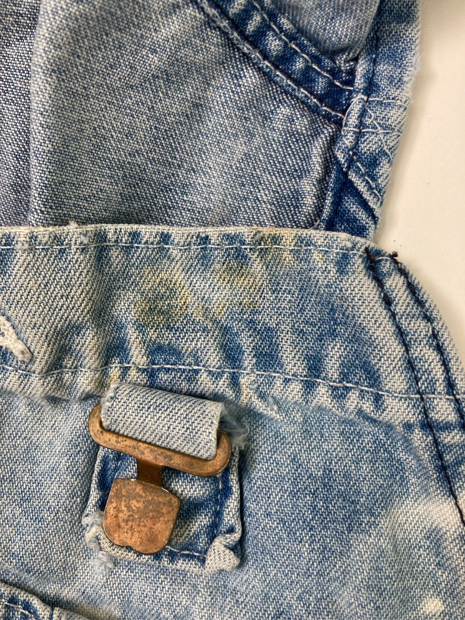 https://digdig-r2-worker.funee.workers.dev/product/eb19bb9f-b413-488a-bb6f-727f7b02fc3b/1c8a2255-7904-4fa5-bad8-d2e28f09f414